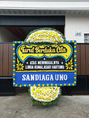 Papan Bunga Duka di Woyla Timur